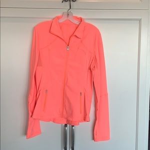 Lulu thin weight bright peach/orange top.